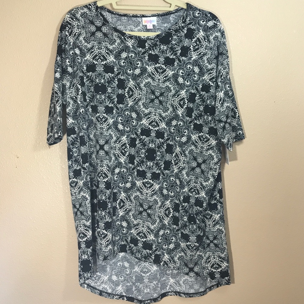 LuLaRoe Irma NWT, Black & Cream, Sz S